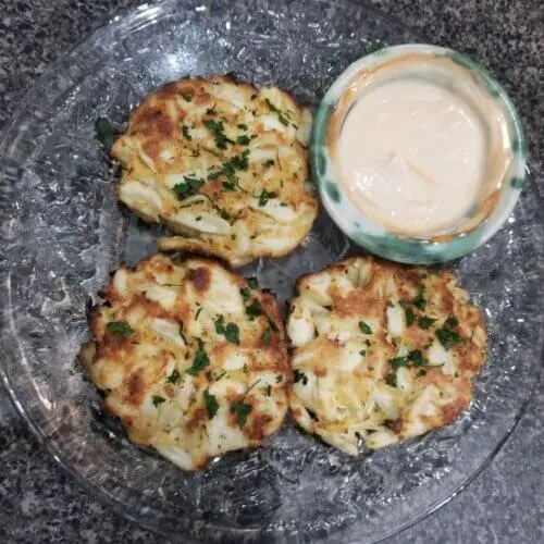 Original Old Bay Crab Cakes - Life with Jeviko